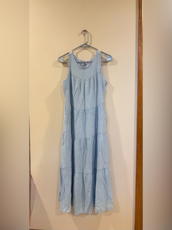NoBrand Dresses & Skirts - Light Blue Tiered Midi Sleeveless Dress - Size Small
